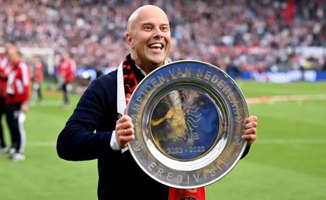 英雄联盟世界赛-【揭秘】利物浦为何相中斯洛特？他击败了哪些名帅？